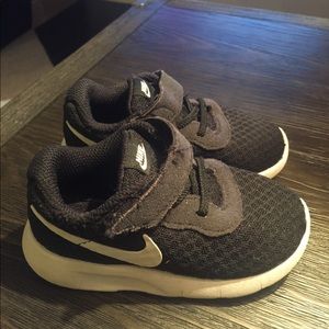 Toddler Nike 6